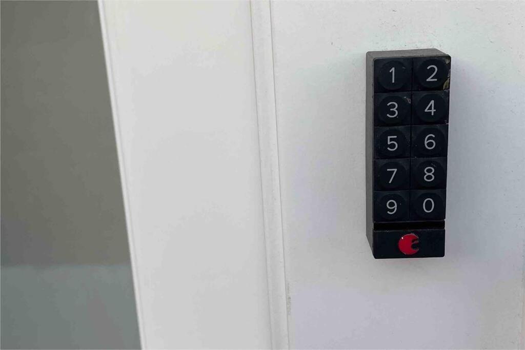 شقة Utah Valley Retreat - Luxurious Self Check-In Apt, Uvu Byu, Ev Charge أوريم المظهر الخارجي الصورة